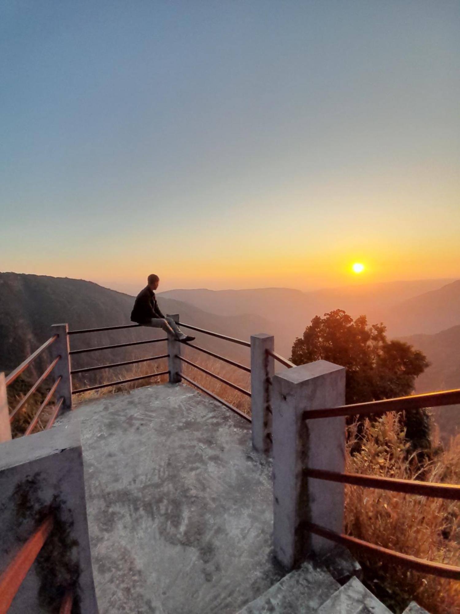 Living Roots Lodge Çerapunçi Dış mekan fotoğraf