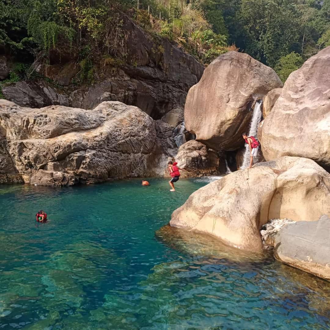 Living Roots Lodge Çerapunçi Dış mekan fotoğraf